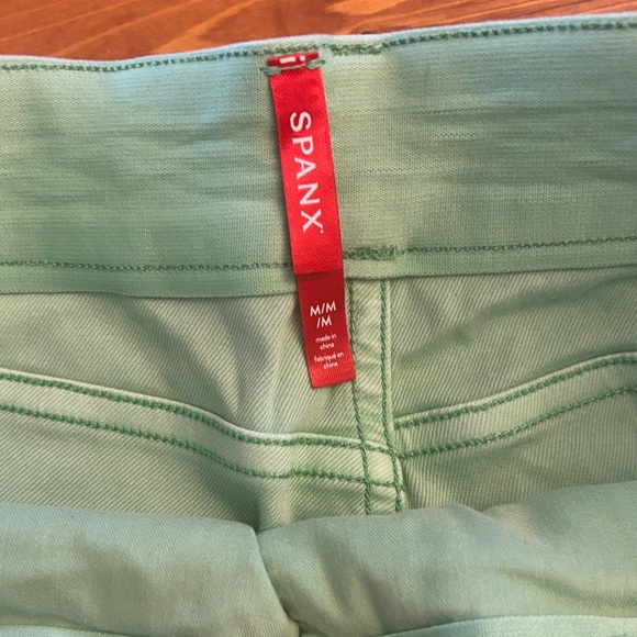 SPANX 2 pair Shorts - Mint and Beige, M EUC - Picture 7 of 9